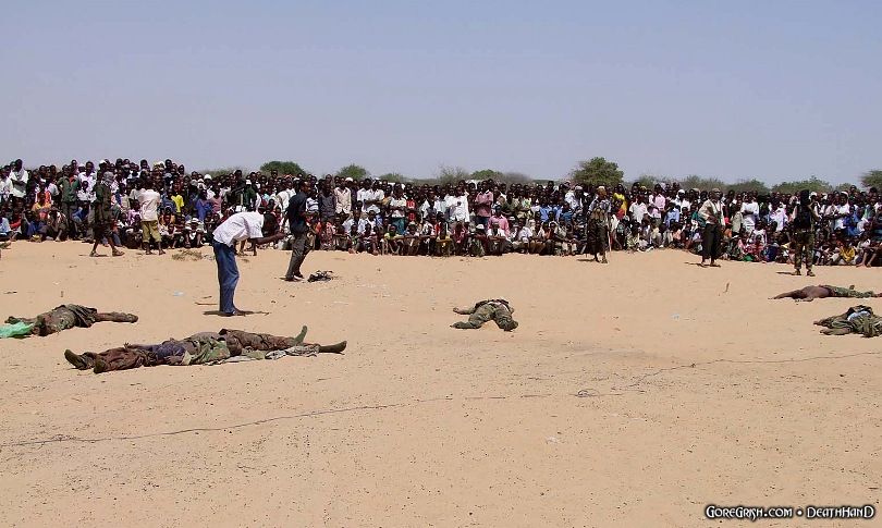 dead-peacekeepers2-Mogadishu-feb24-11.jpg