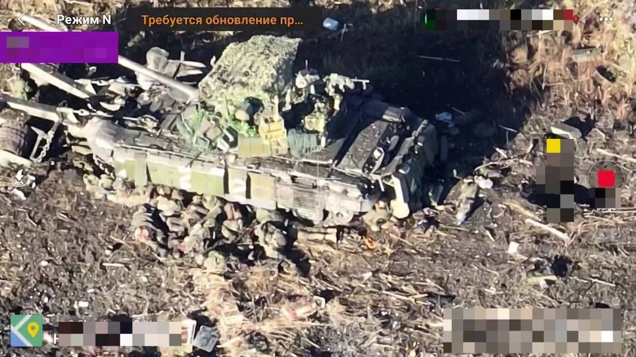 Dead Russian Infantry Tank.jpg