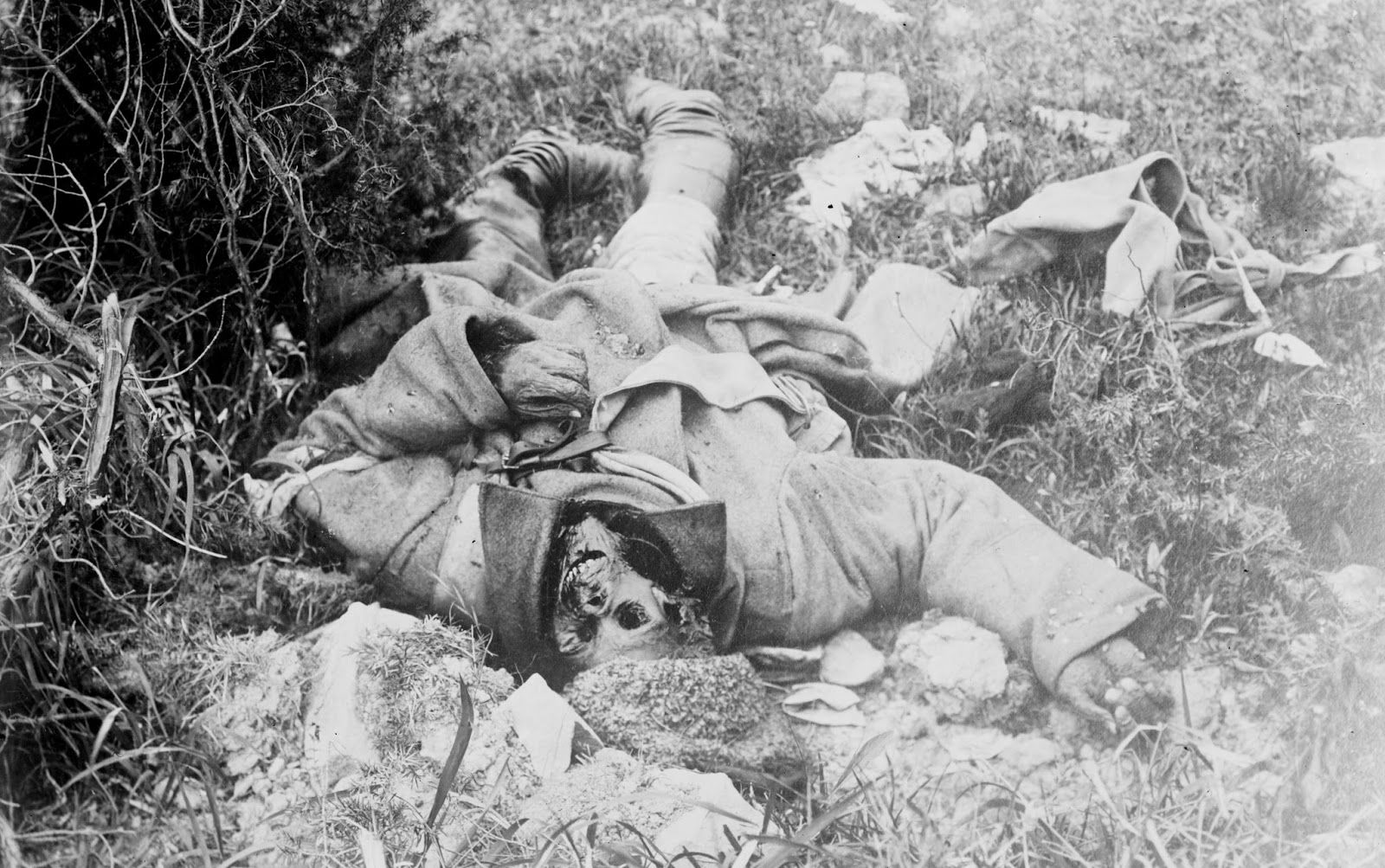 dead russian soldier carpathian mountains.jpg