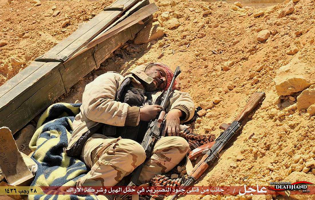 dead-syrian-soldiers-after-losing-fight-with-isis-14-Nasiriyah-SY-may-17-15.jpg