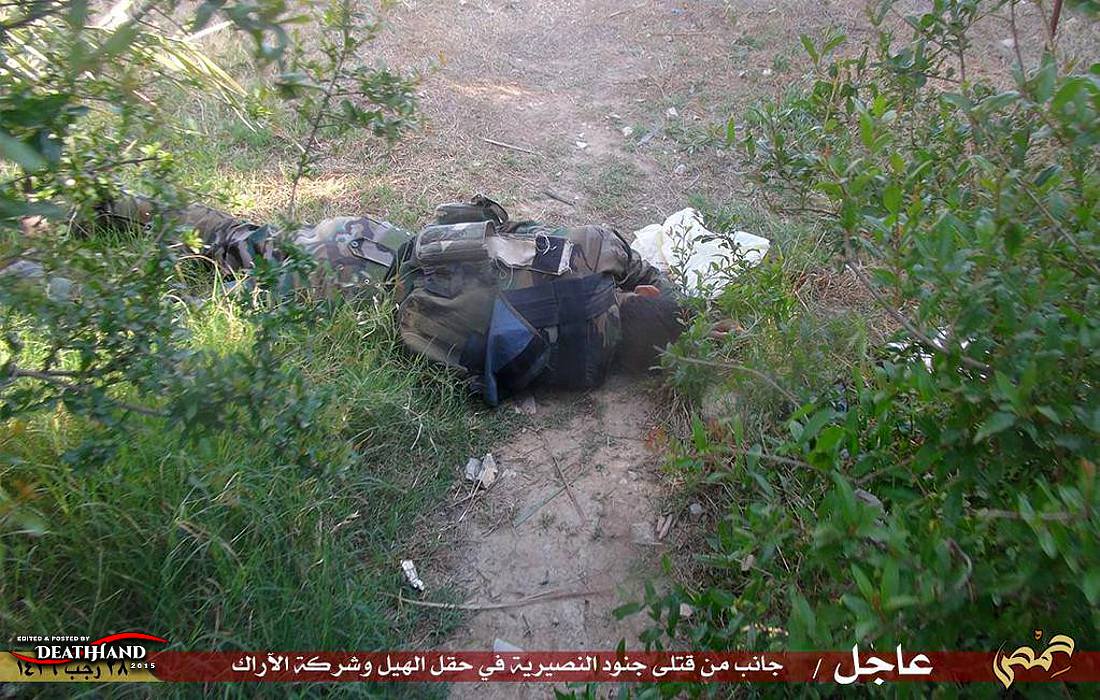 dead-syrian-soldiers-after-losing-fight-with-isis-17-Nasiriyah-SY-may-17-15.jpg