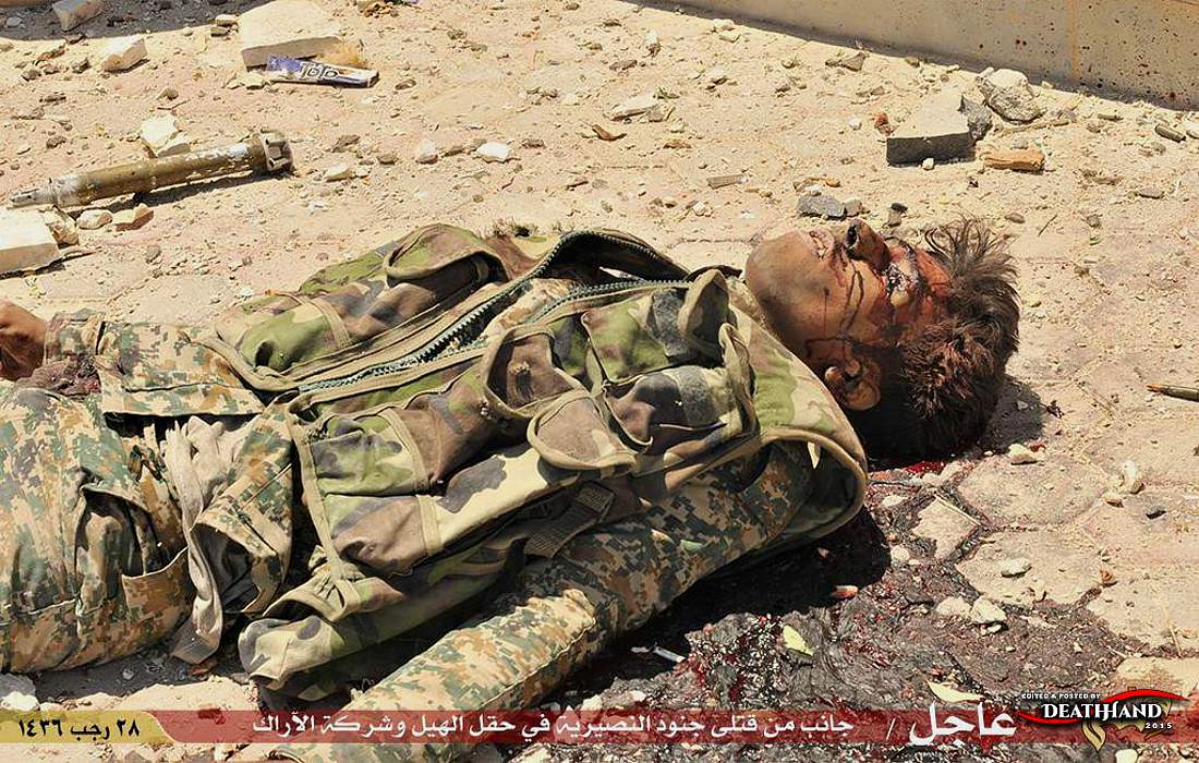 dead-syrian-soldiers-after-losing-fight-with-isis-20-Nasiriyah-SY-may-17-15.jpg