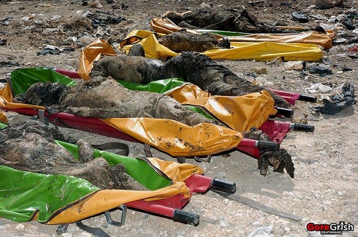 dead-syrians-in-garbage-dump13-Syria.jpg