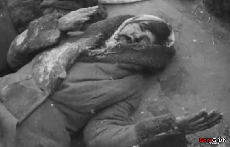 death-on-osfront32-Russia-1941-45.jpg