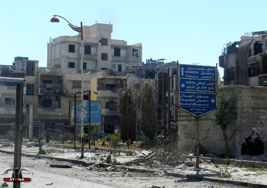 destruction51-Homs-Syria-jul13-12.jpg
