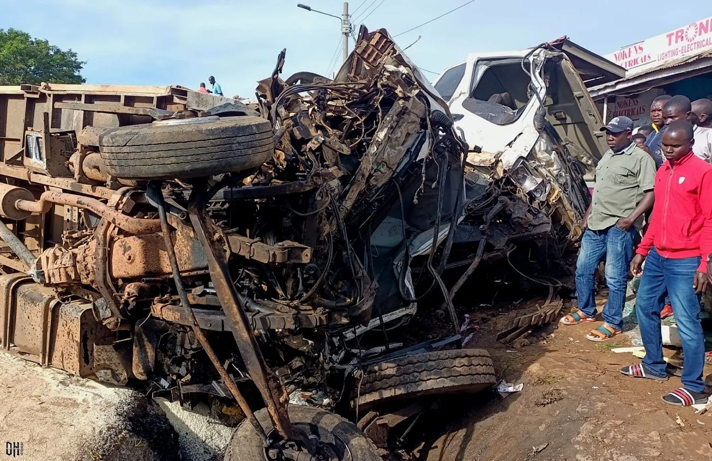 DH - 2 Truck crashes kills 10 - Mirobi Kenya - April 7 2023.webp