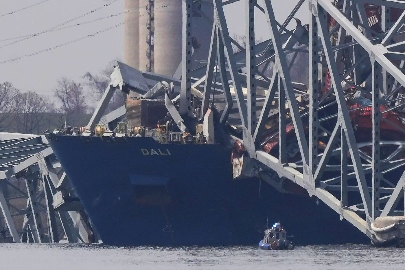 DH - Baltimores Key Bridge hit by cargo ship Dali collapses 6 - Baltimore, USA Mar 25 2024.jpg