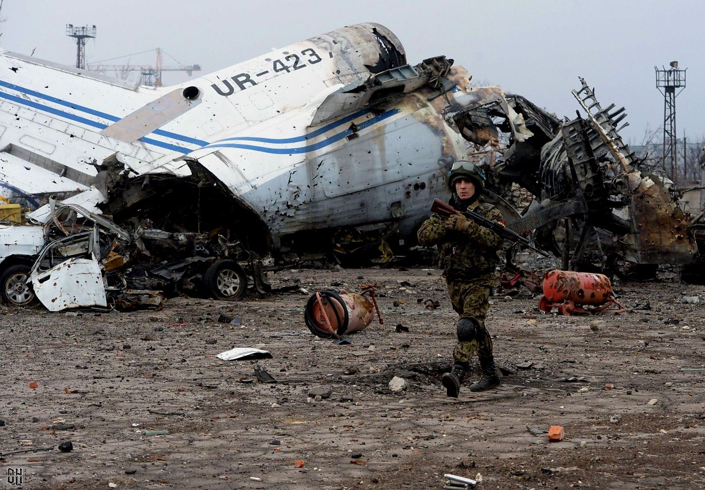DH - Battle for Donestk Airport 2014 - 17.jpg