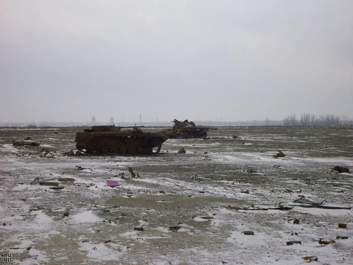DH - Battle for Donestk Airport 2014 - 23.jpg