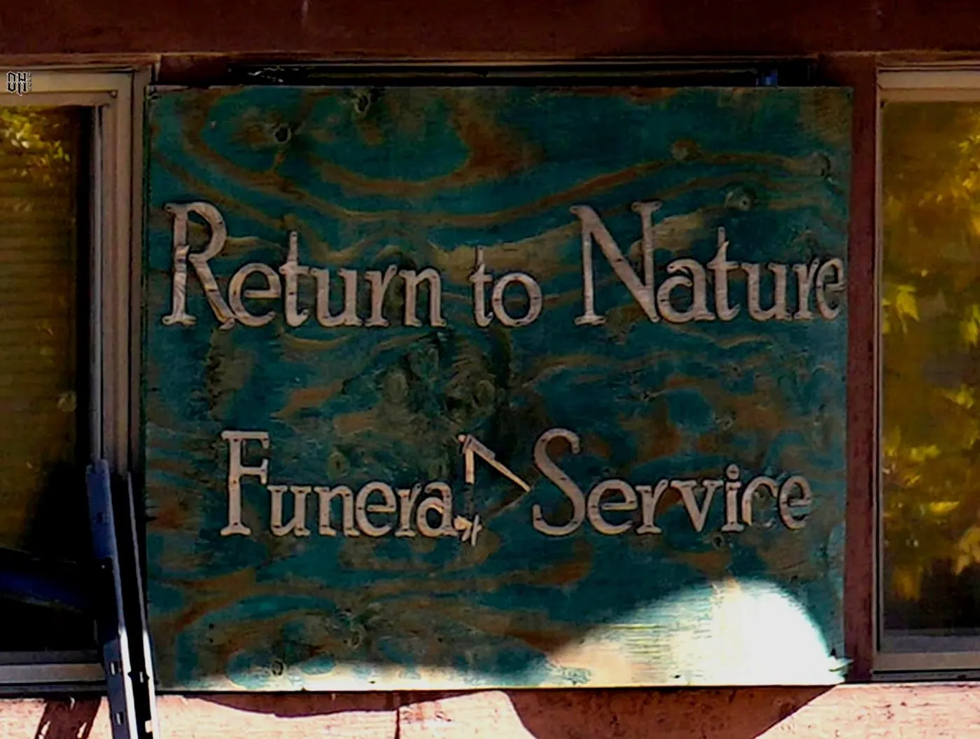 DH - Bodies found at Return to Nature Funeral Home 1 - Colorado, USA - Oct 2023.jpg
