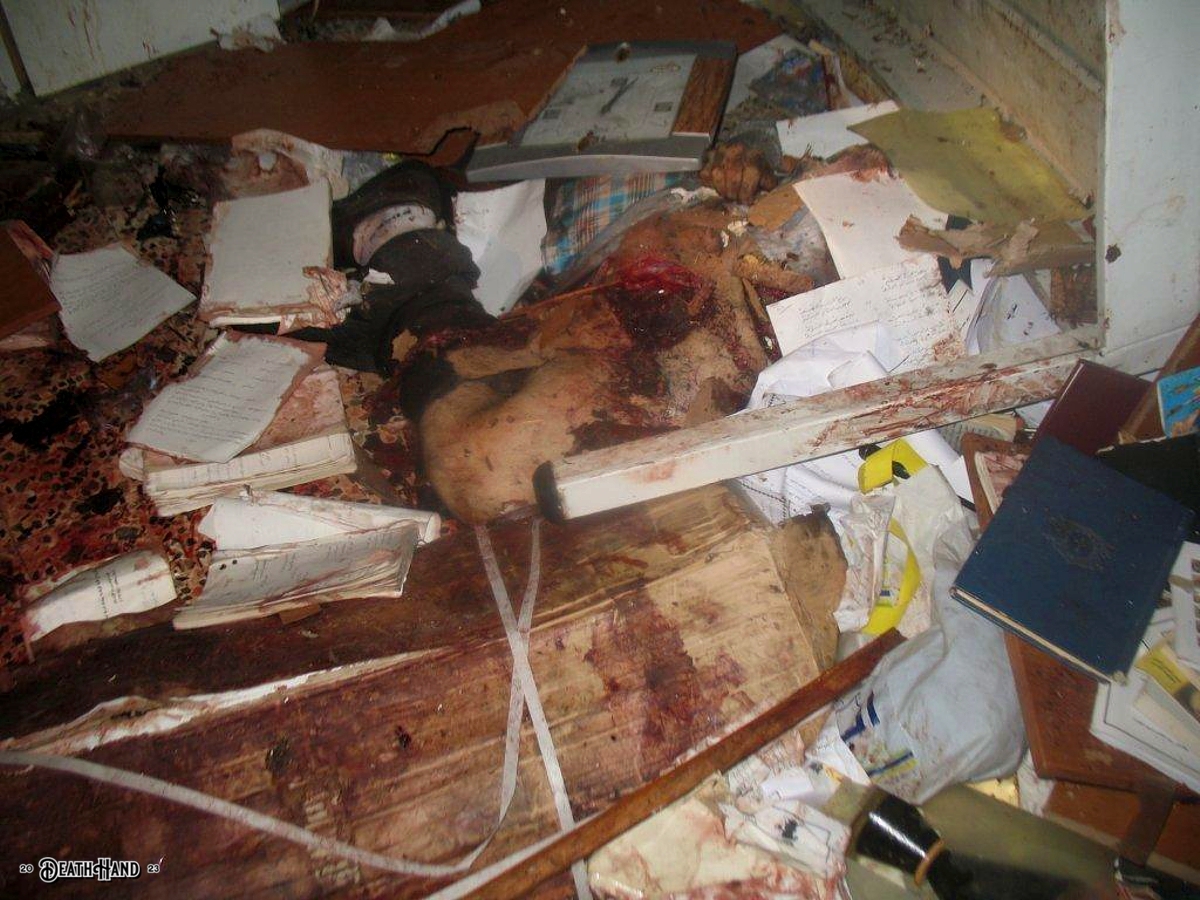 DH - Catholic church attacked - 53 die 12 - Baghdad Iraq - Oct 31 2010.jpg