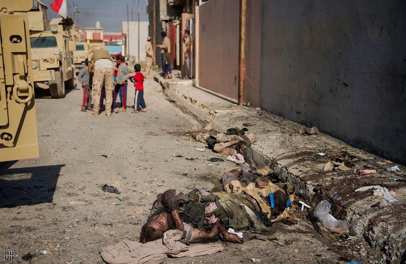 DH - Corpses of Mosul Iraq 19.jpg