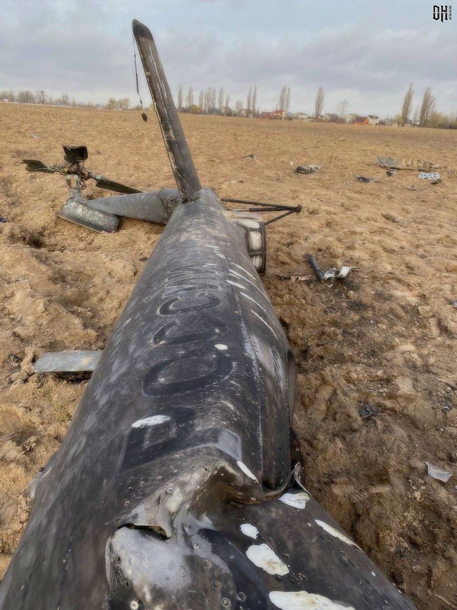 DH - KIA Wreckage Russian chopper and crew remains after crash 3 - Makarov - Apr 2022.jpg