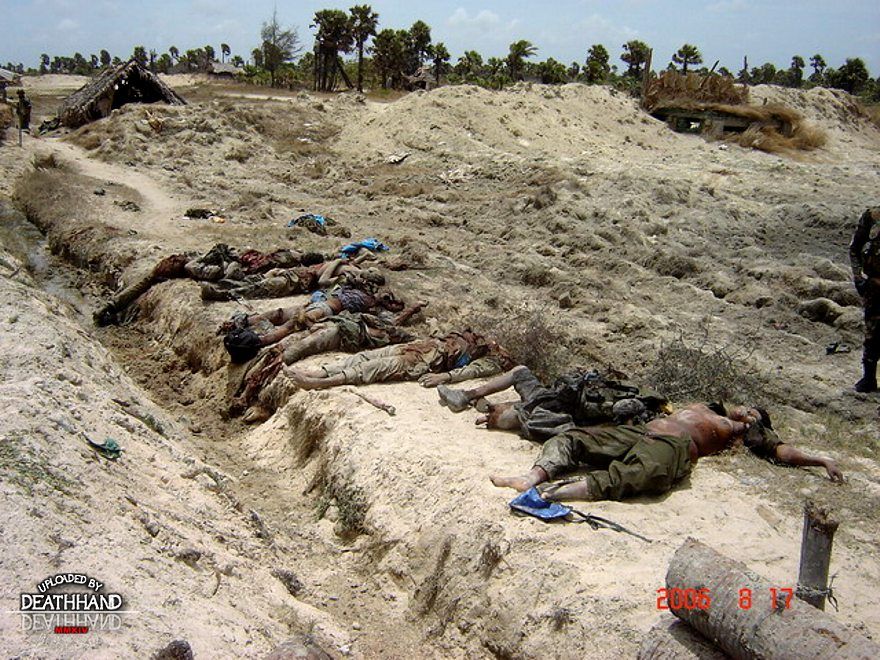 dh-ltte-fighters-killed-4-Sri-Lanka-aug-2006.jpg