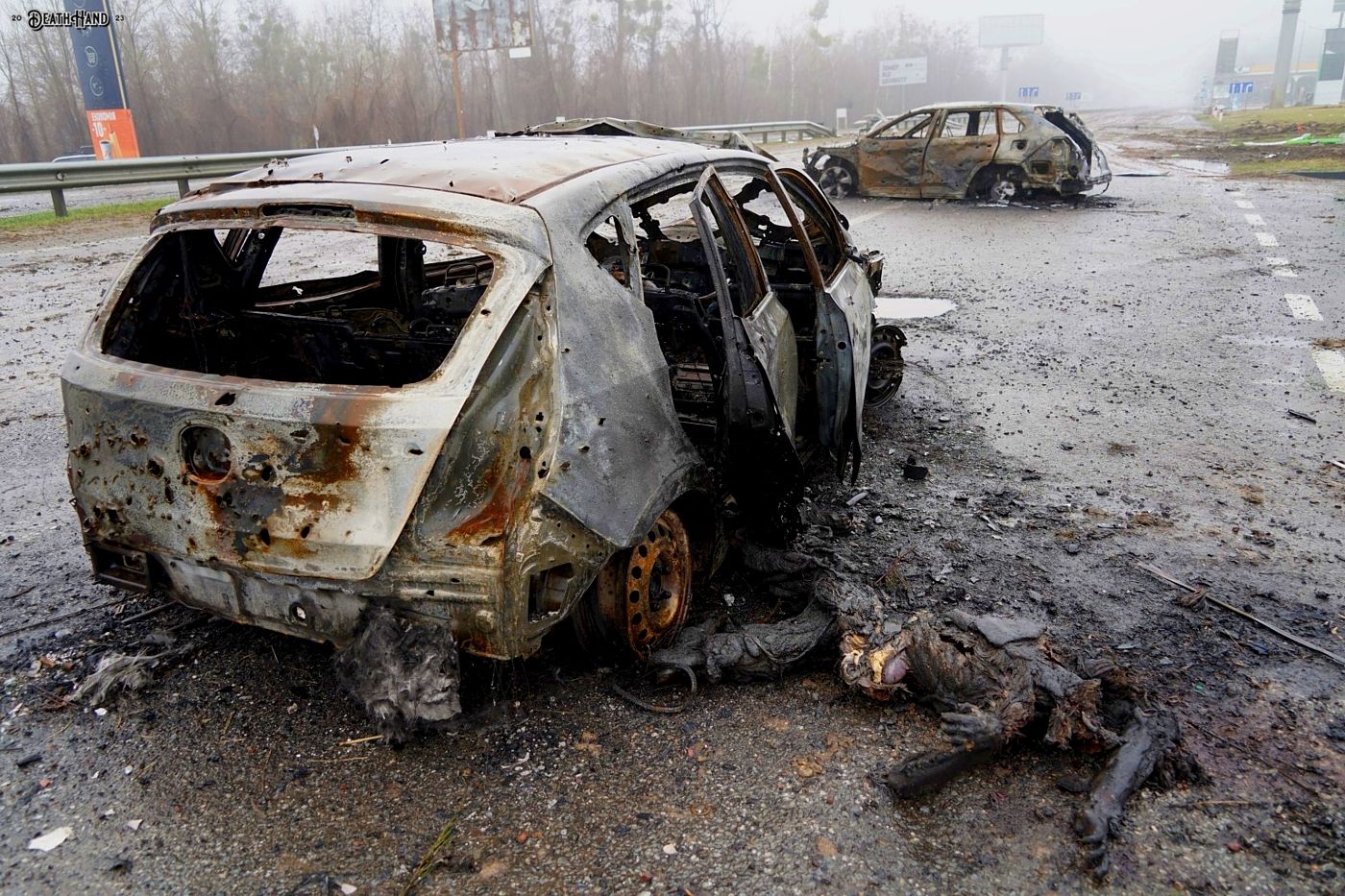 DH - M06 highway carnage beetween towns of Mriia and Myla - Ukraine 5 - early April 2022.jpg
