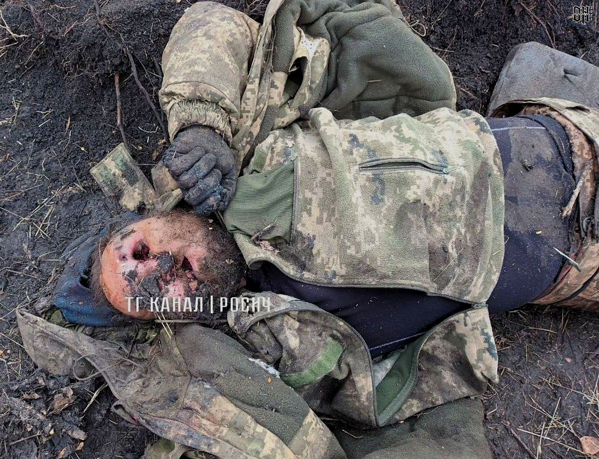 DH - Ukraine~Russia conflict - 1594 - dead Ukrainian soldier March 2023.jpg