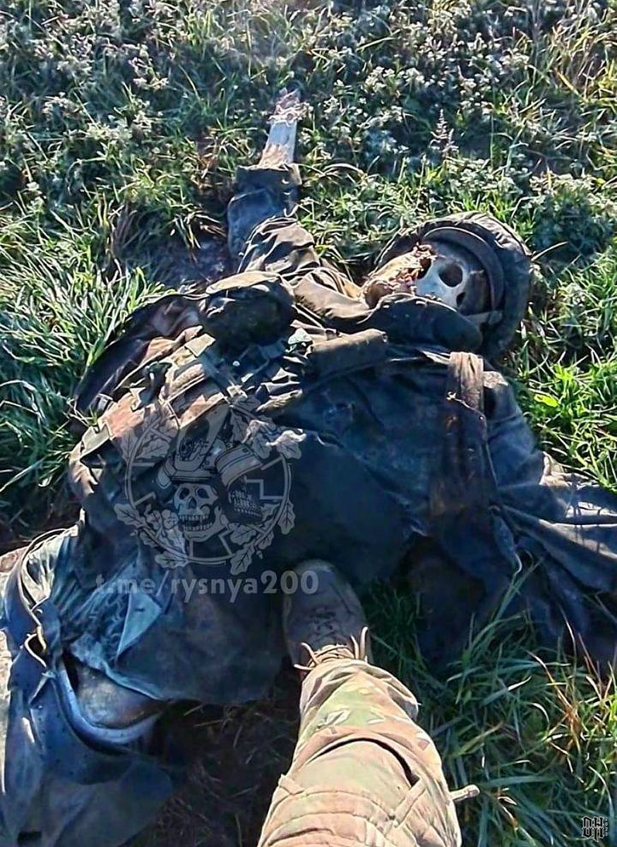 DH - Ukraine~Russia conflict - 1749 - Dead Russian soldier - 2023.jpg