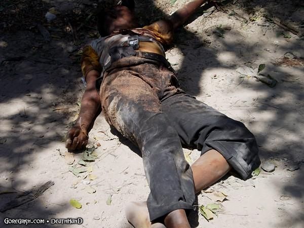 died-planting-ied3-Mogadishu-feb22-10.jpg