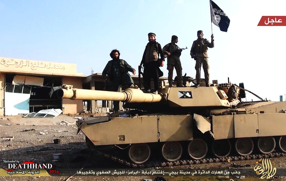 disabled-us-m1-abrams-tank-destroyed-by-isis-fighters-1-Baiji-IQ-dec-18-14.jpg.jpg