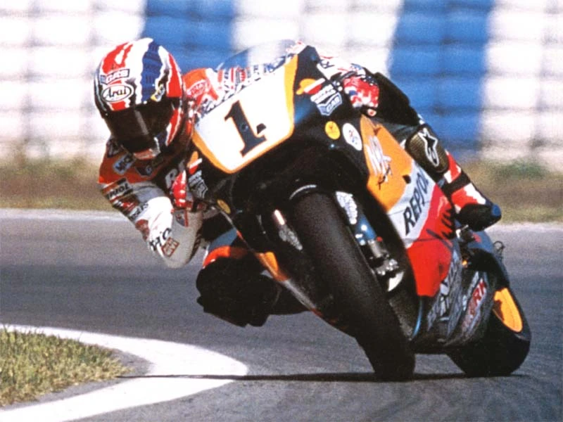 doohan-slide.webp