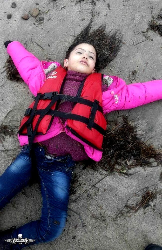 drowned-migrants-trying-to-reach-greece-11-Ayvacik-TU-jan-5-16.jpg