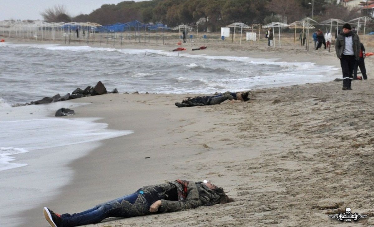 drowned-migrants-trying-to-reach-greece-6-Ayvacik-TU-jan-5-16.jpg