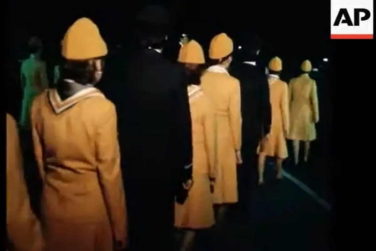 el-al-stewardesses-honor-guard0.webp