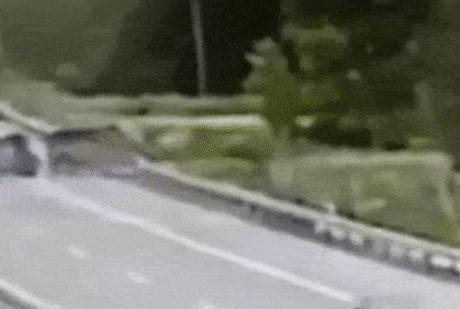 ezgif-1-57b6d122f4.gif