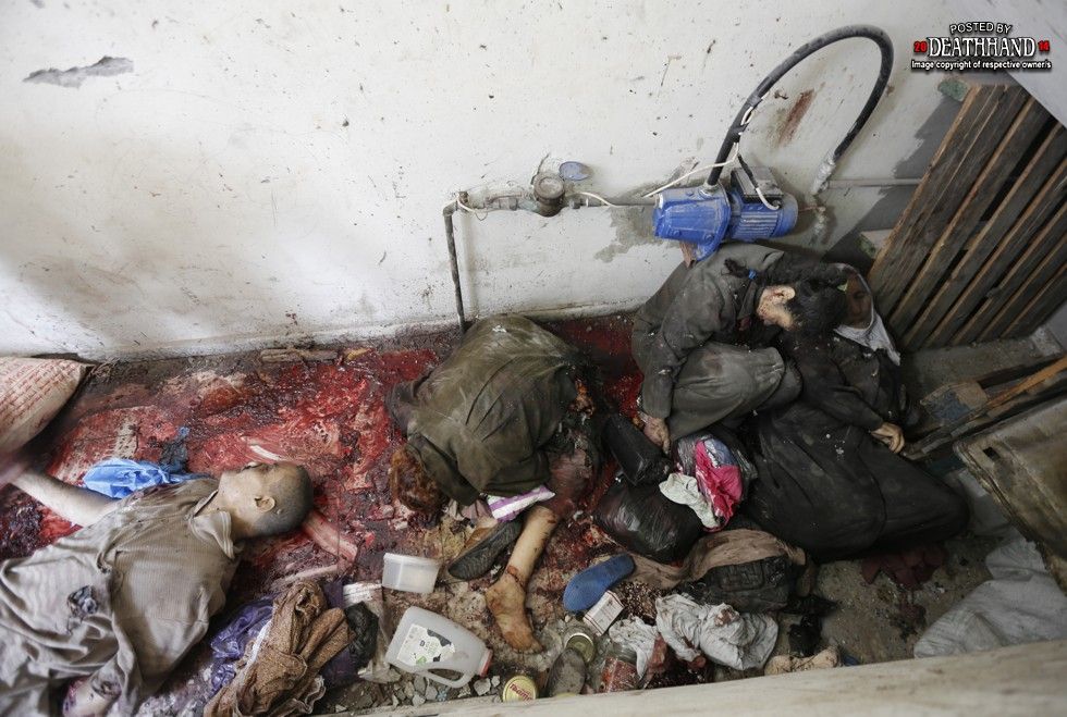 family-dies-seeking-shelter-in-stairwell-during-airstike-3-Gaza-City-late-july2014.jpg