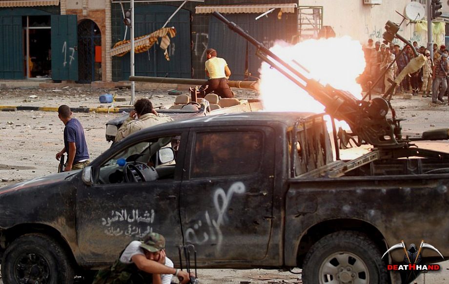 fighting6-Sirte-Libya-oct2011.jpg