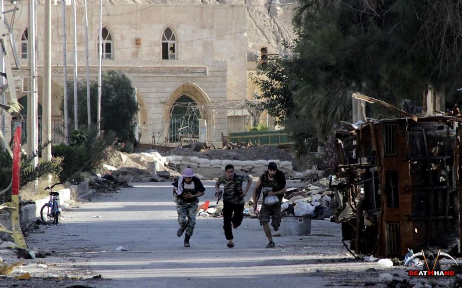 fighting80-Deir-al-Zor-Syria-jun13-13.jpg