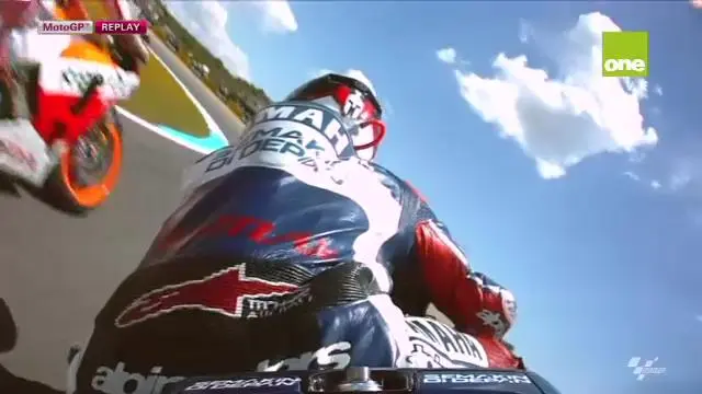 FSD_MOTOGP_MARQUEZ_LORENZO_CLASH-001.webp