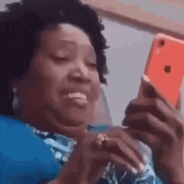 fuemejors-koavminaj.gif