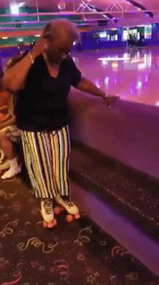 funny-old-lady-roller-skates-fail-74o3il4r1jla70ut.gif