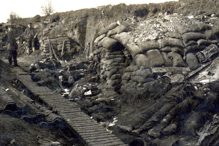 germans-in-knocked-out-brit-communications-trench.jpg