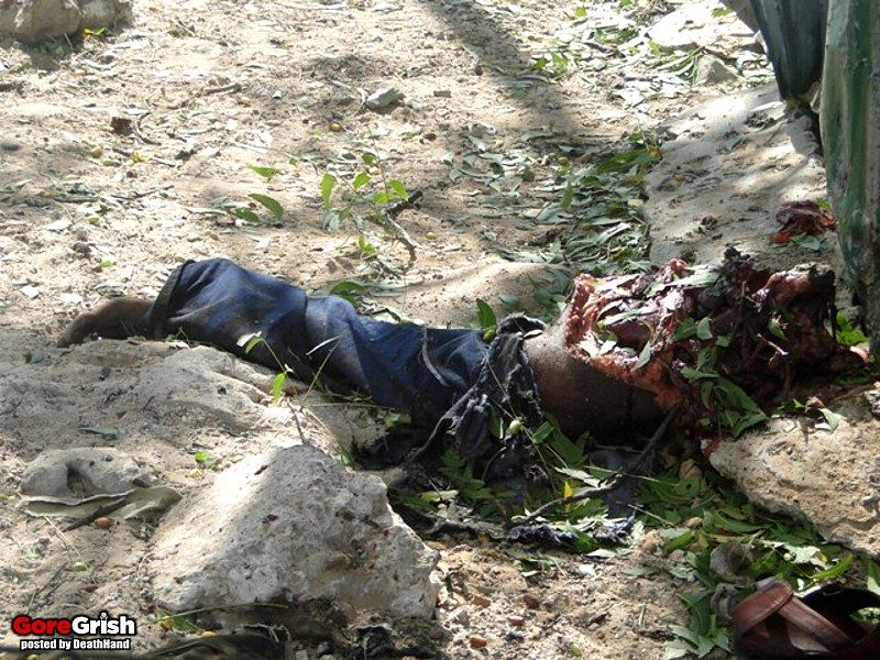 gg-al-shabaab-suicide-bomber-targets-pace-embassy-2-Mogadishu-SO-jan29-13.jpg