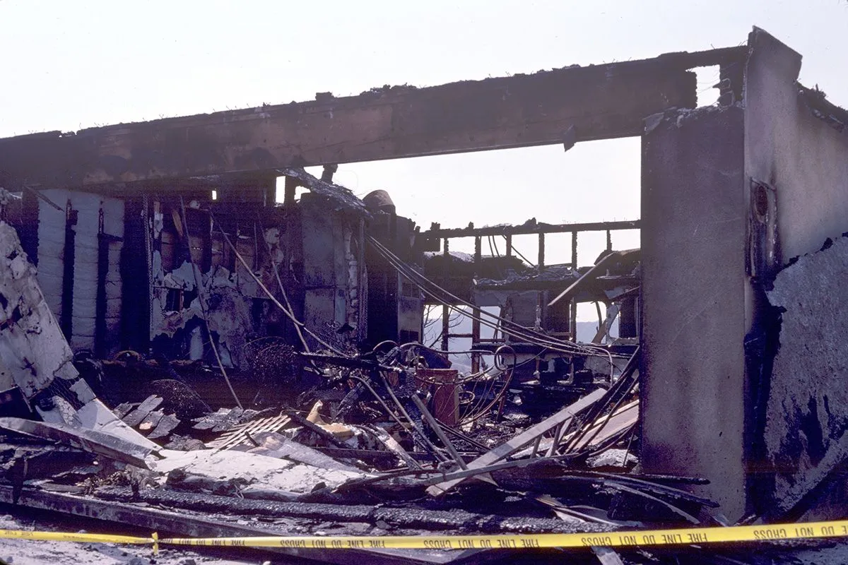 Glendale_House_Destroyed_By_Arson_1990.jpg