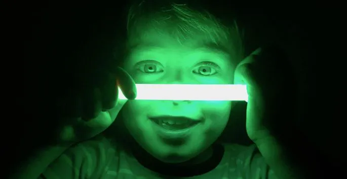 Glow-stick-child-iStock_edited-1.webp