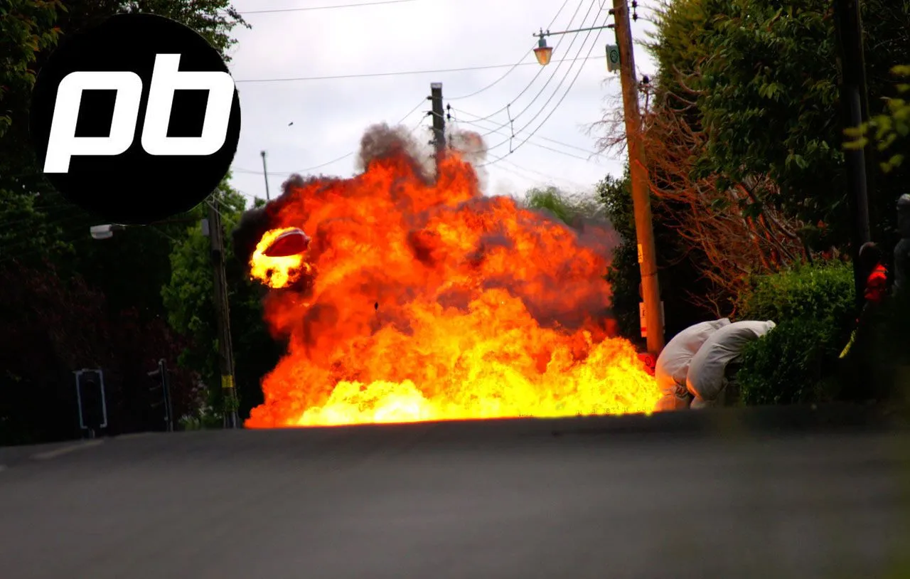 guymartincrash1.webp
