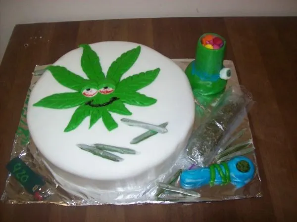 happy birthday weed cake.webp