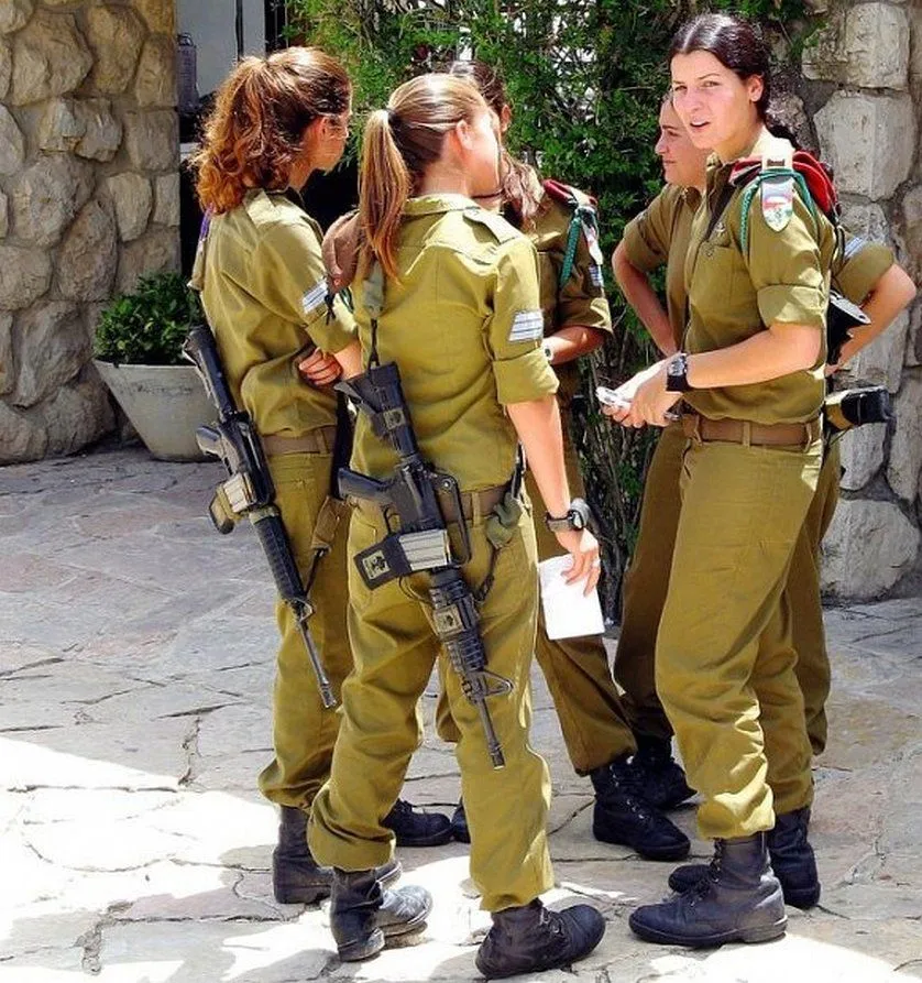 IDF women.webp
