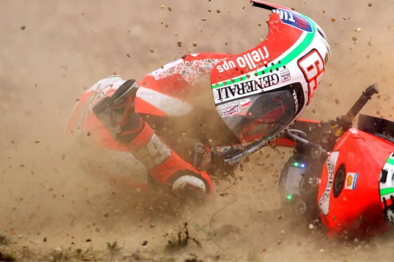 IIP_MotoGP_HaydenCrash_04.webp