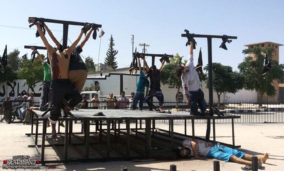 isis-crucifictions-5-2014.jpg