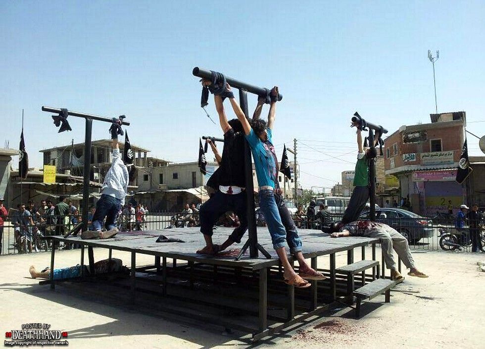 isis-crucifictions-6-2014.jpg