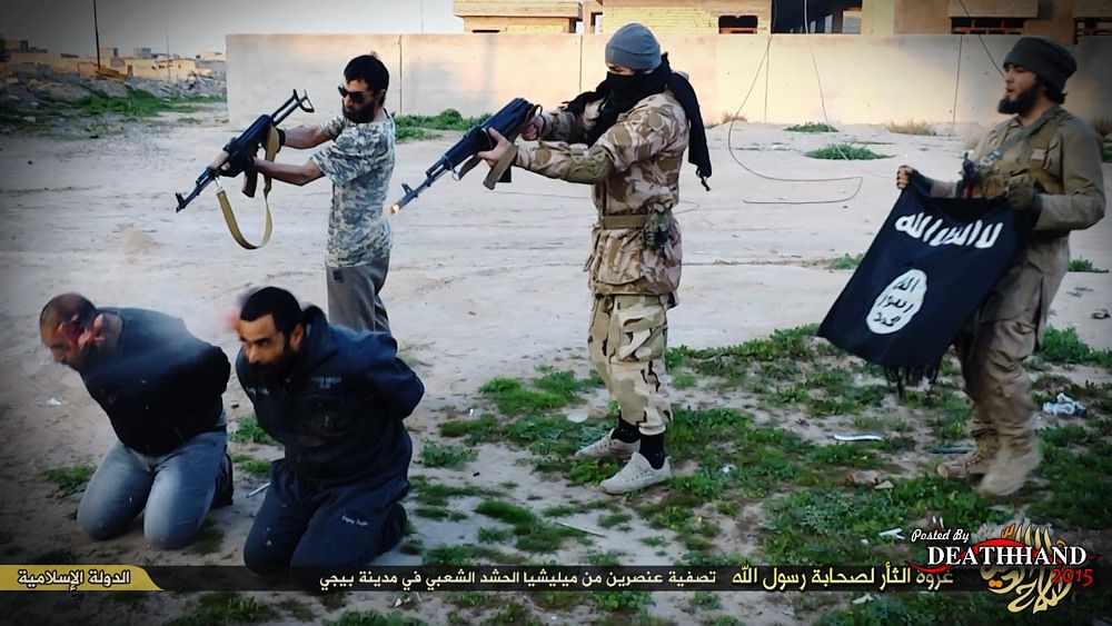 isis-executes-two-men-after-battle-with-iraqi-troops-2-Baiji-IQ-jan-12-15.jpg