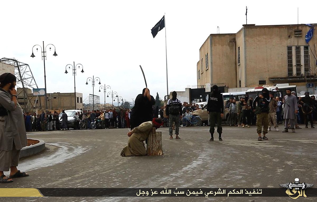 isis-sword-executioners-12.jpg