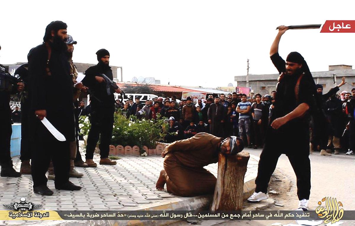 isis-sword-executioners-24.jpg