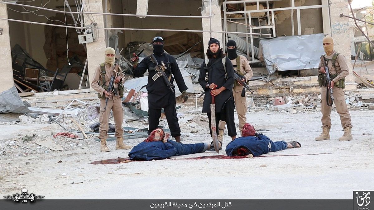 isis-sword-executioners-8.jpg