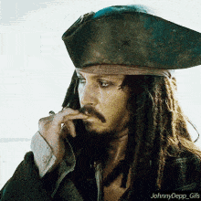 johnny-depp-captain-jack-sparrow (2).gif