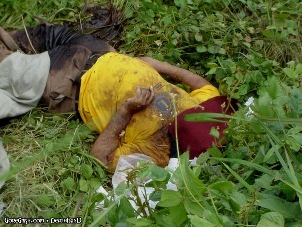 journalists-politicians-massacred19-Ampatuan-Philippines-nov23-09.jpg